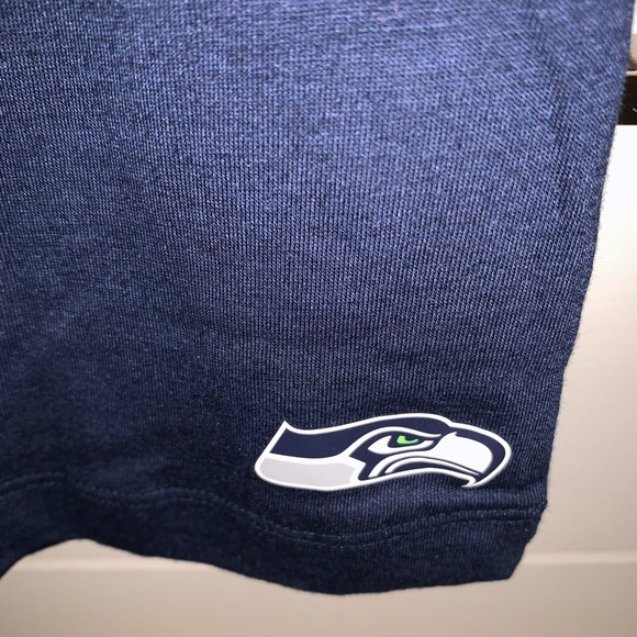 Seahawks Vneck Tshirt. Nike. NWOT - Picture 2 of 3